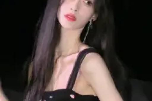 水泥西施：人设崩塌骗局被揭穿老公顶不住舆论与她离婚